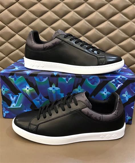 louis vuitton herren sneaker schwarz|louis vuitton sneakers for sale.